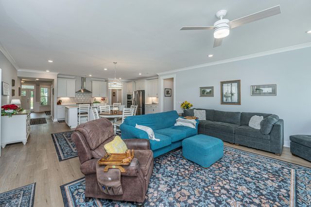 202 Huguenot Trail, Huger, SC 29450