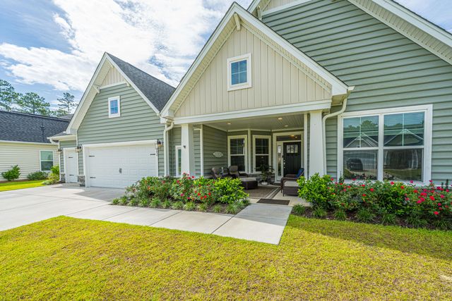 202 Huguenot Trail, Huger, SC 29450