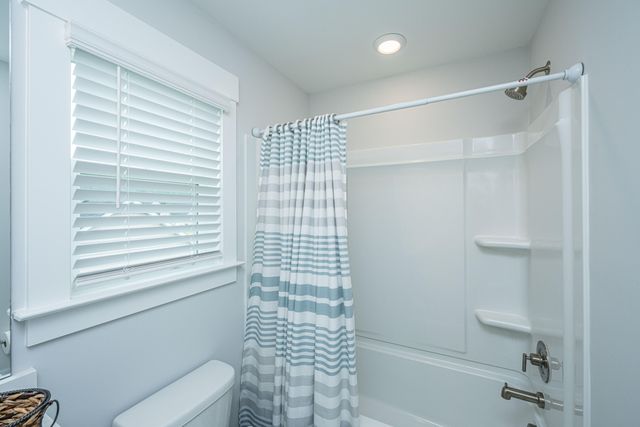 202 Huguenot Trail, Huger, SC 29450