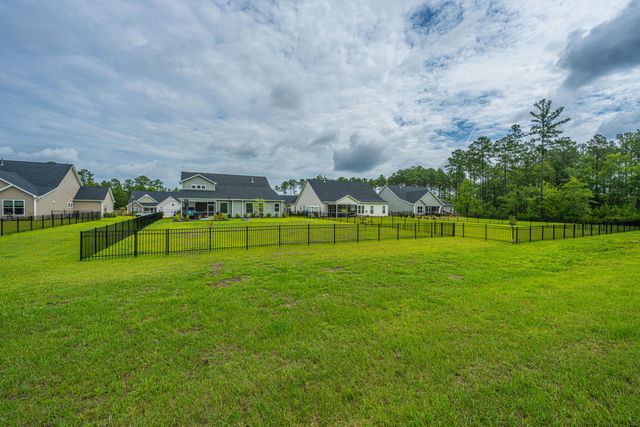 202 Huguenot Trail, Huger, SC 29450