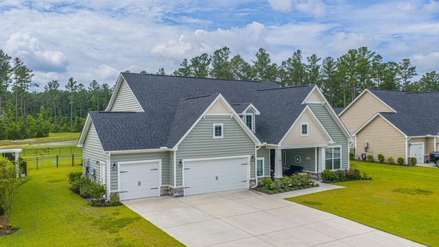 202 Huguenot Trail, Huger, SC 29450