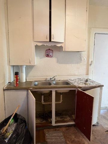 2043 Clark STREET, Racine, WI 53403