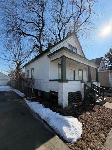 2043 Clark STREET, Racine, WI 53403