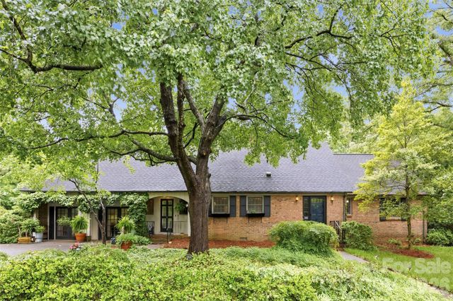 3110 Robinwood Road, Gastonia, NC 28054