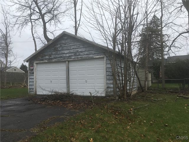8884 Michigan Avenue, Cicero, NY 13039