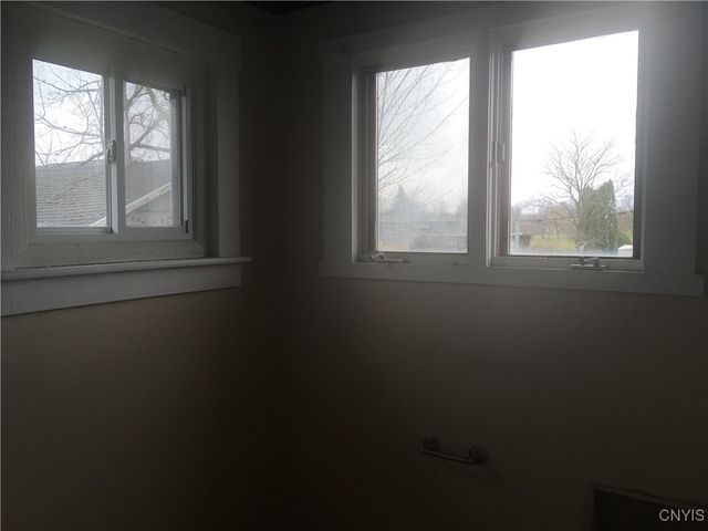 8884 Michigan Avenue, Cicero, NY 13039