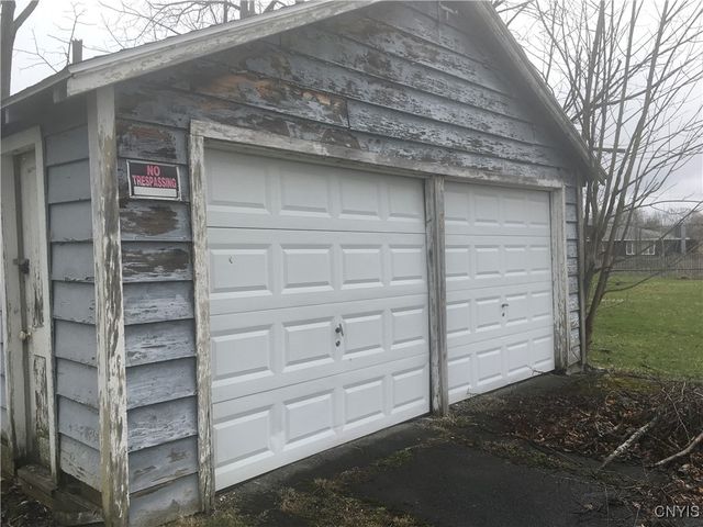 8884 Michigan Avenue, Cicero, NY 13039