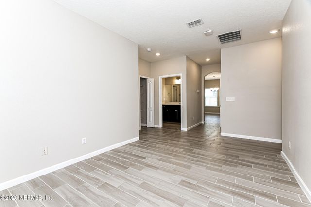 9967 PAVNES CREEK Drive, Jacksonville, FL 32222