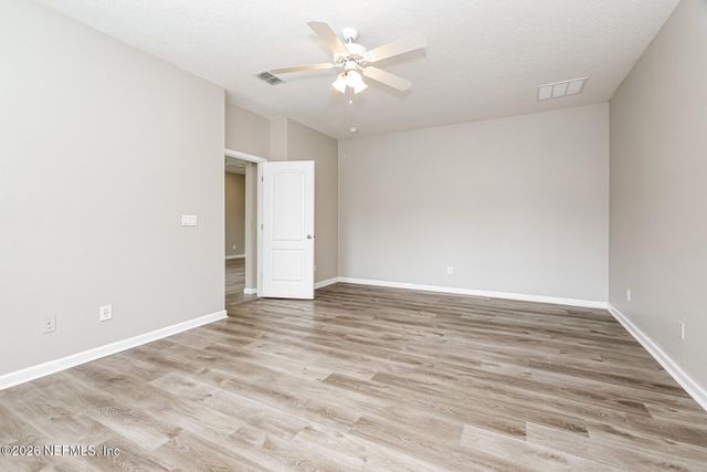 9967 PAVNES CREEK Drive, Jacksonville, FL 32222