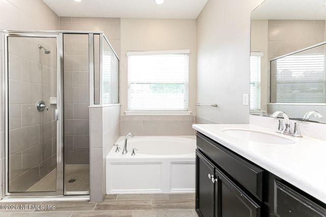 9967 PAVNES CREEK Drive, Jacksonville, FL 32222