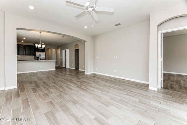 9967 PAVNES CREEK Drive, Jacksonville, FL 32222