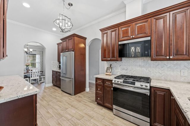 226 Rio Grande Drive, Baytown, TX 77523