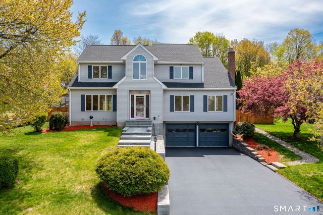 40 Country Side Drive, Rocky Hill, CT 06067