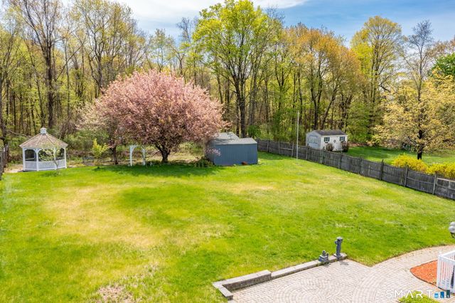 40 Country Side Drive, Rocky Hill, CT 06067