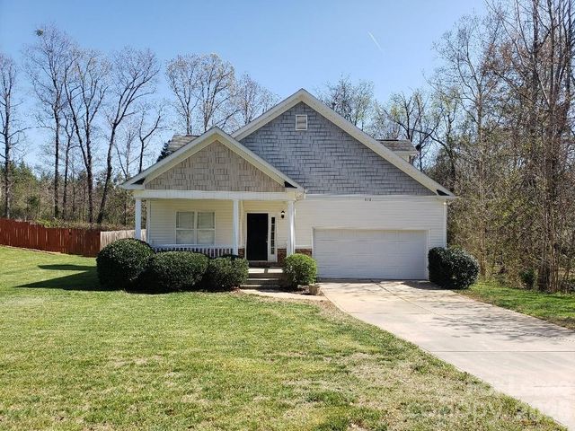 626 Neal Drive, Charlotte, NC 28213