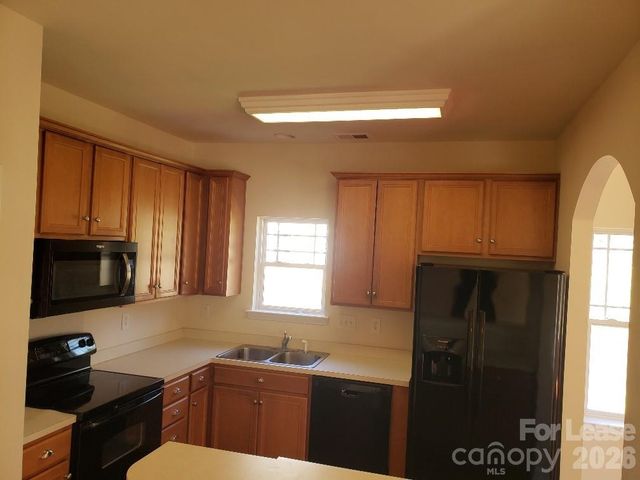 626 Neal Drive, Charlotte, NC 28213