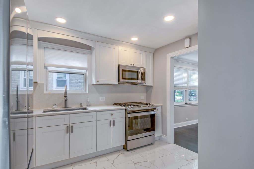 5145 Mulford Street, Skokie, IL 60077 — photo 5