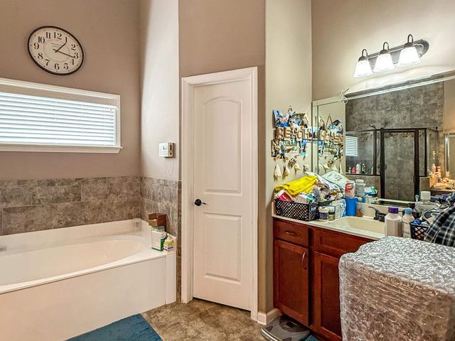 270 RUNNING BROOK LN, Oakland, TN 38060