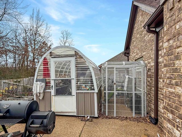 270 RUNNING BROOK LN, Oakland, TN 38060