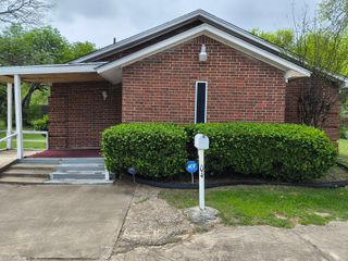 4404 Baylor Street, Fort Worth, TX 76119