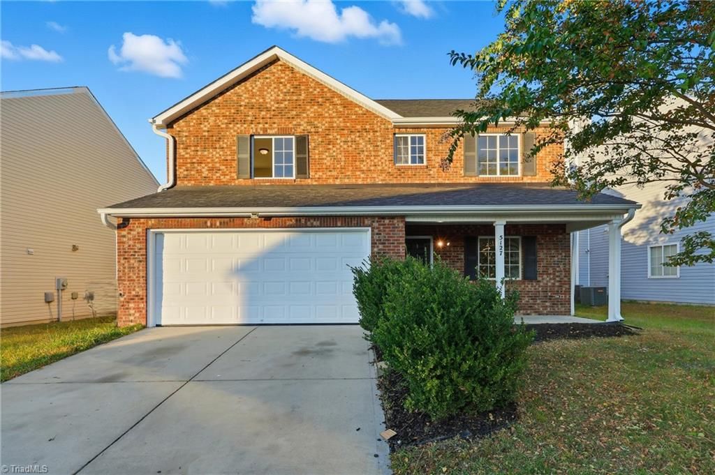 5127 Apsley Drive, Mcleansville, NC 27301