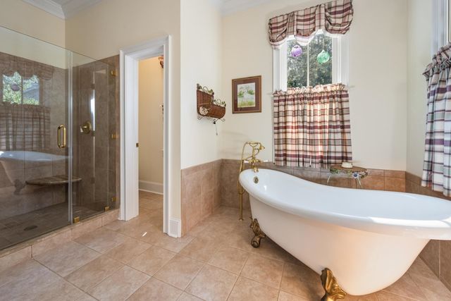 227 Summerwood Dr., Georgetown, SC 29440