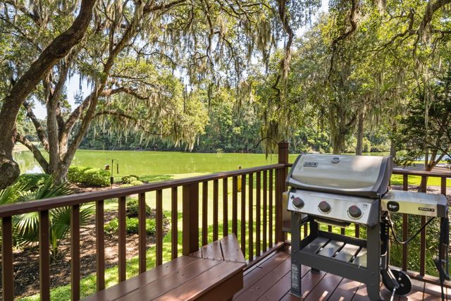 227 Summerwood Dr., Georgetown, SC 29440