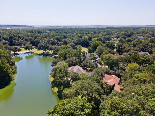 227 Summerwood Dr., Georgetown, SC 29440