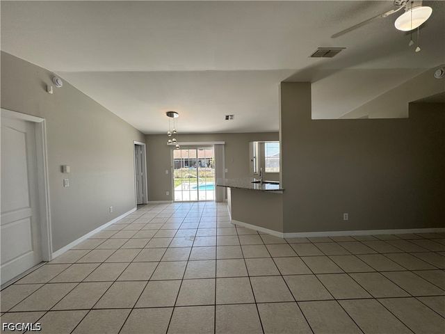 1700 NE 12th ST, Cape Coral, FL 33909