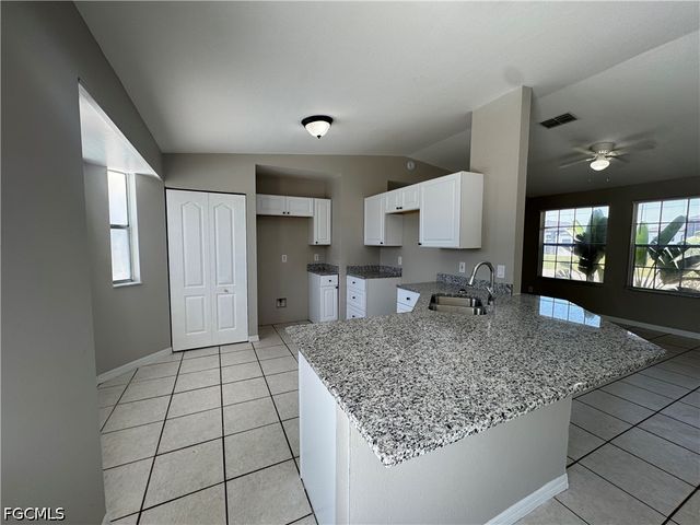 1700 NE 12th ST, Cape Coral, FL 33909