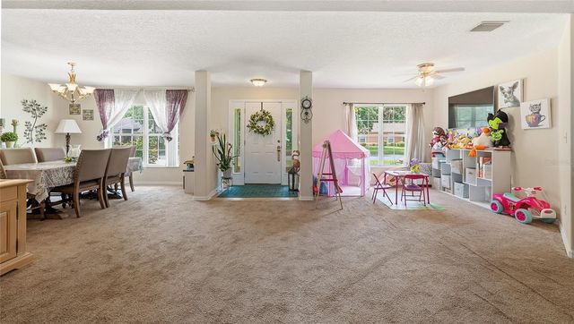 33 ROYAL LEAF LANE, Palm Coast, FL 32164
