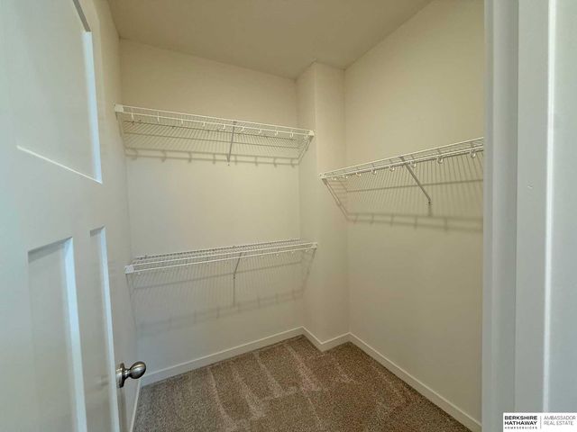 2914 N 165th Avenue, Omaha, NE 68116