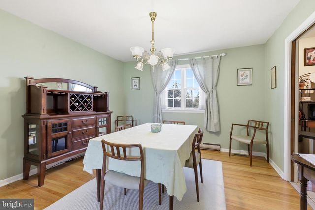 372 OAK DR, Souderton, PA 18964