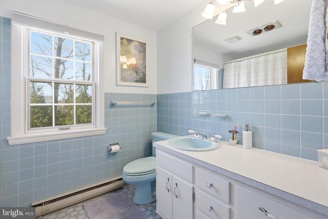 372 OAK DR, Souderton, PA 18964