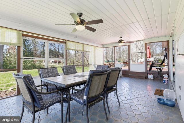 372 OAK DR, Souderton, PA 18964