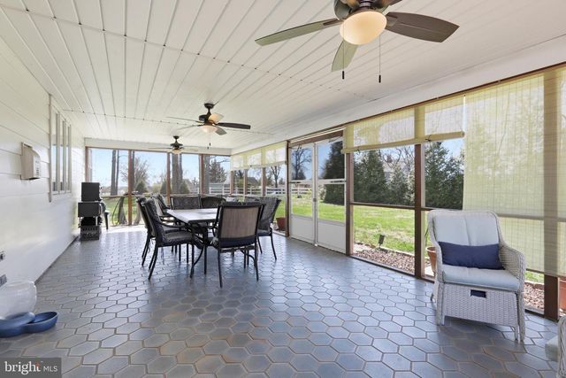 372 OAK DR, Souderton, PA 18964