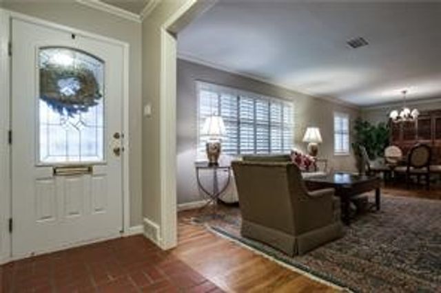 6310 Lange Circle, Dallas, TX 75214