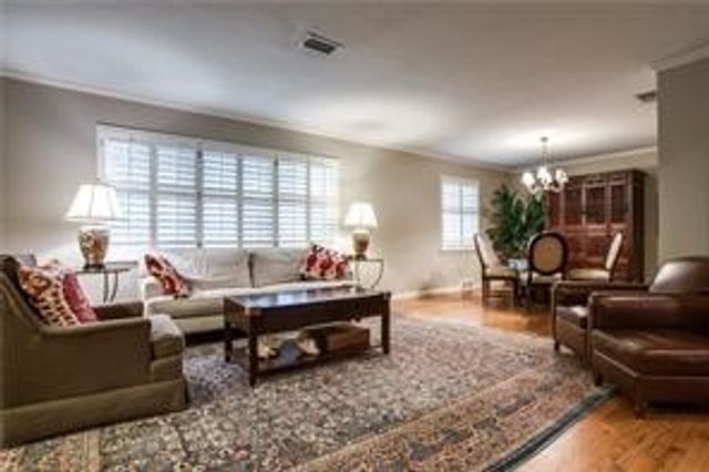 6310 Lange Circle, Dallas, TX 75214