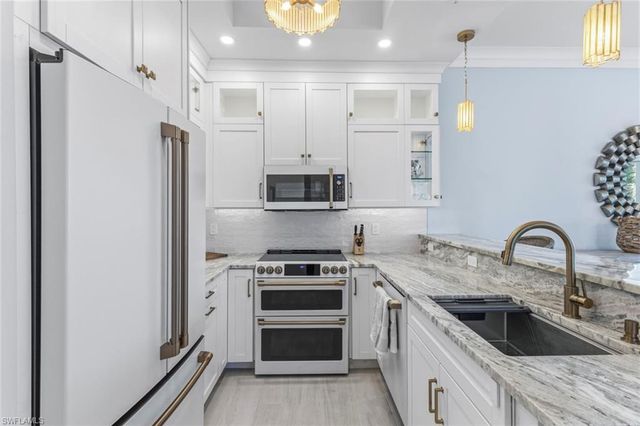 1395 Curlew AVE 1, Naples, FL 34102