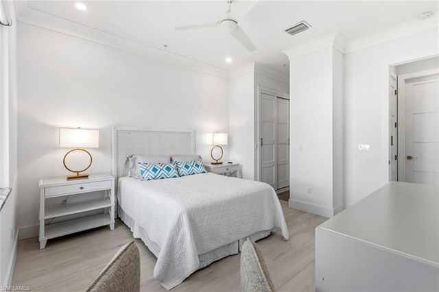 1395 Curlew AVE 1, Naples, FL 34102