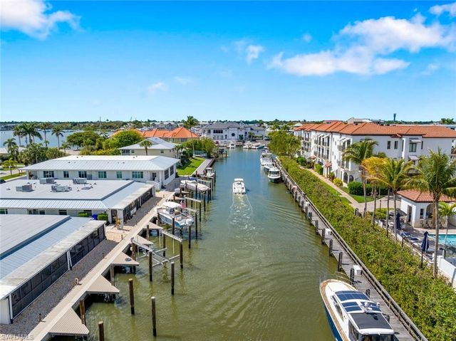 1395 Curlew AVE 1, Naples, FL 34102