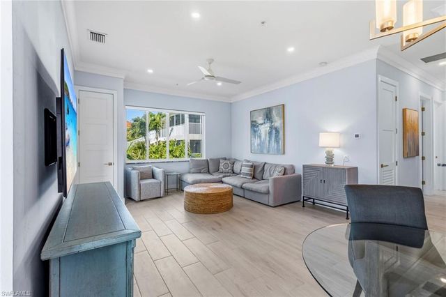 1395 Curlew AVE 1, Naples, FL 34102