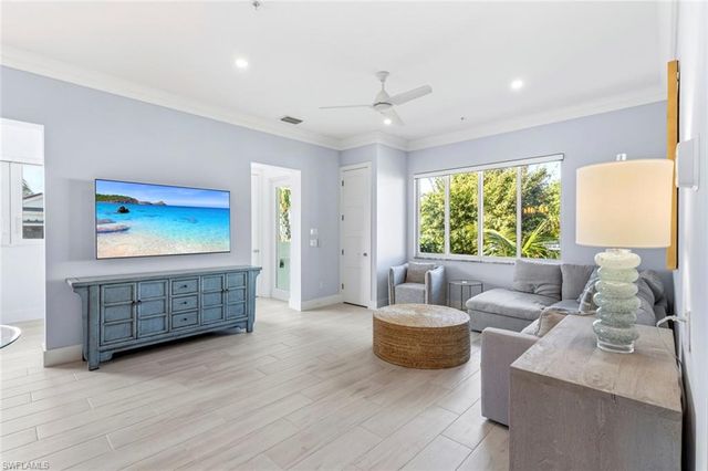 1395 Curlew AVE 1, Naples, FL 34102