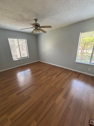 201 Foxtail Drive G2, Greenacres, FL 33415