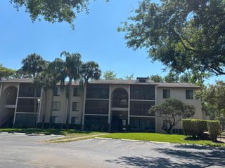 201 Foxtail Drive G2, Greenacres, FL 33415