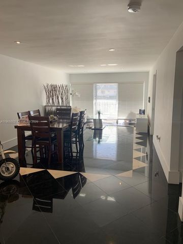 3944 NE 167th St 106, North Miami Beach, FL 33160