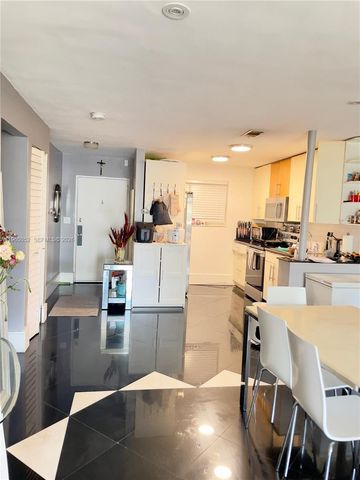 3944 NE 167th St 106, North Miami Beach, FL 33160