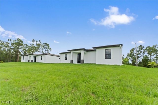 729 Colyer ST E, Lehigh Acres, FL 33974