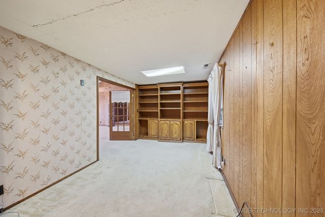 10821 E 25th Place, Tulsa, OK 74129