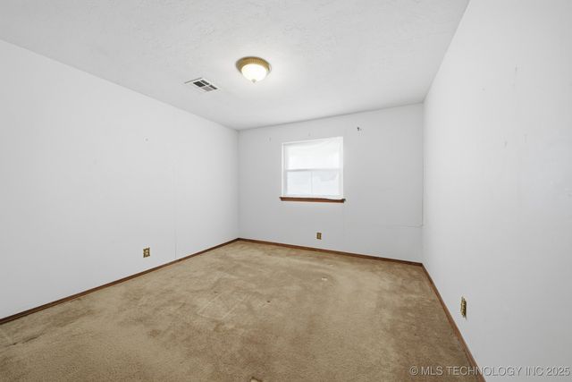 10821 E 25th Place, Tulsa, OK 74129